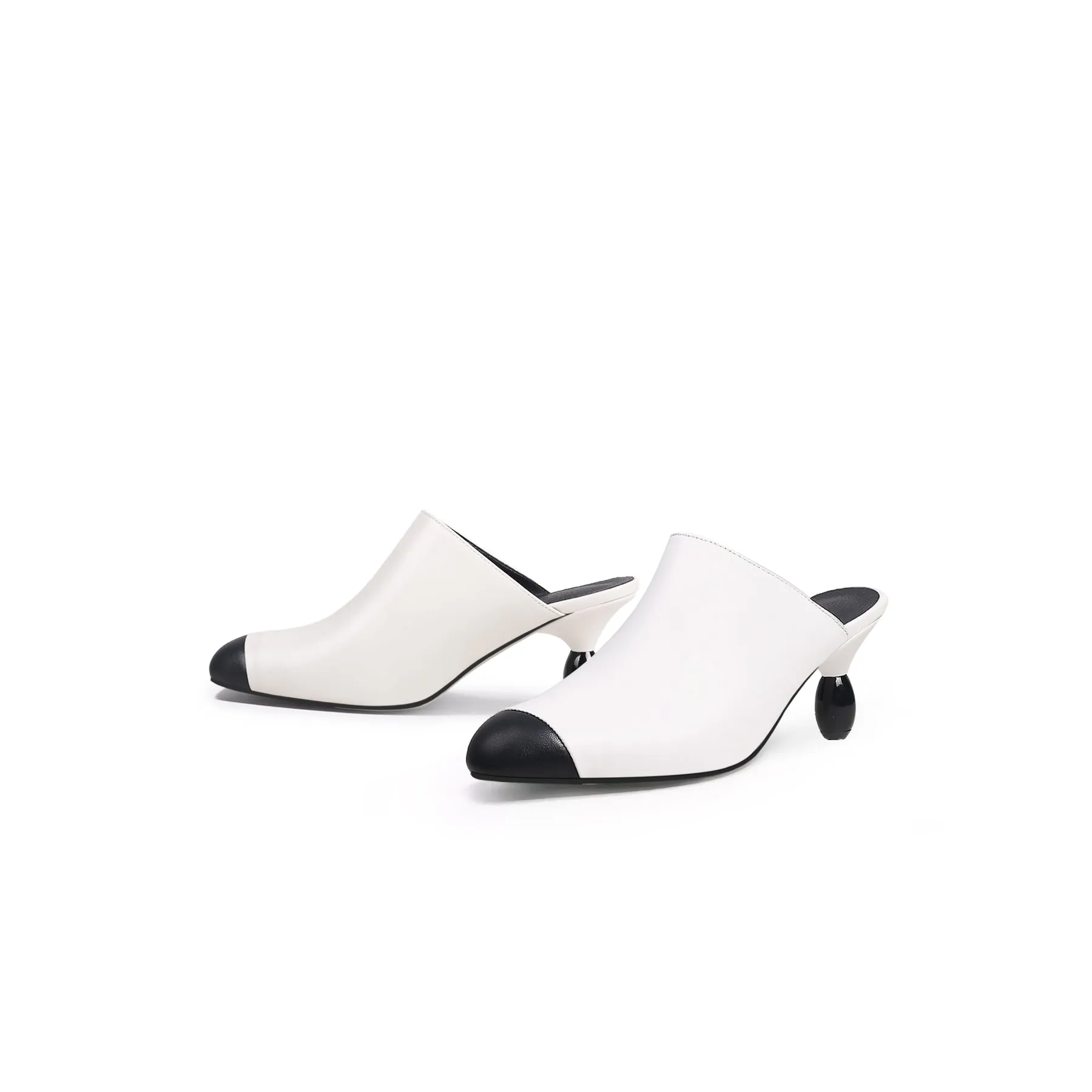 Bead Heel Black Toe Slice Mule