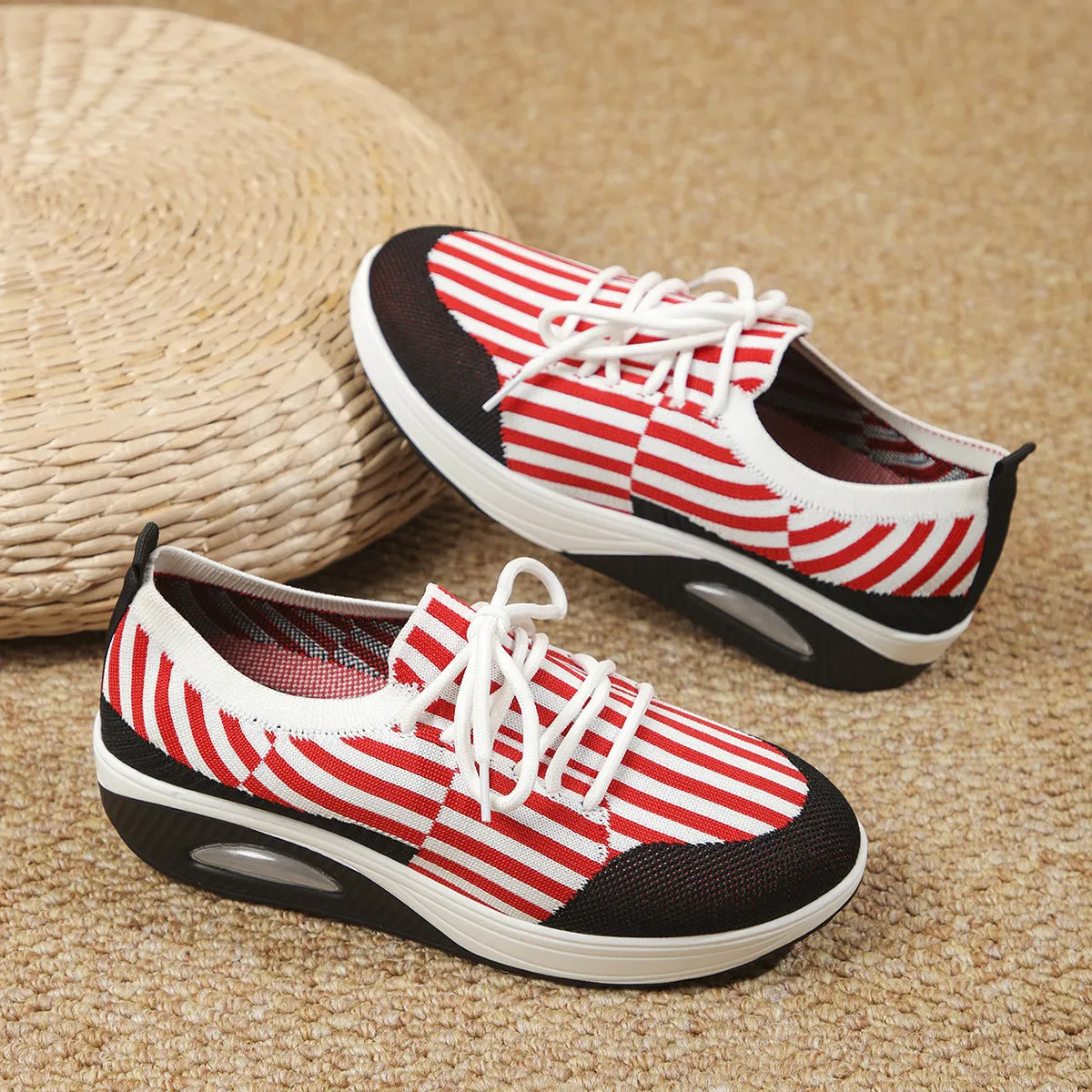Breathable Mesh Round Toe Athletic