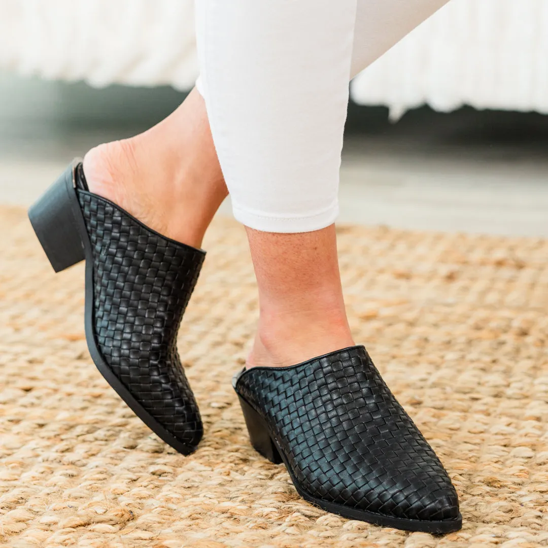Corky's: Weekend Wandering Mules, Black