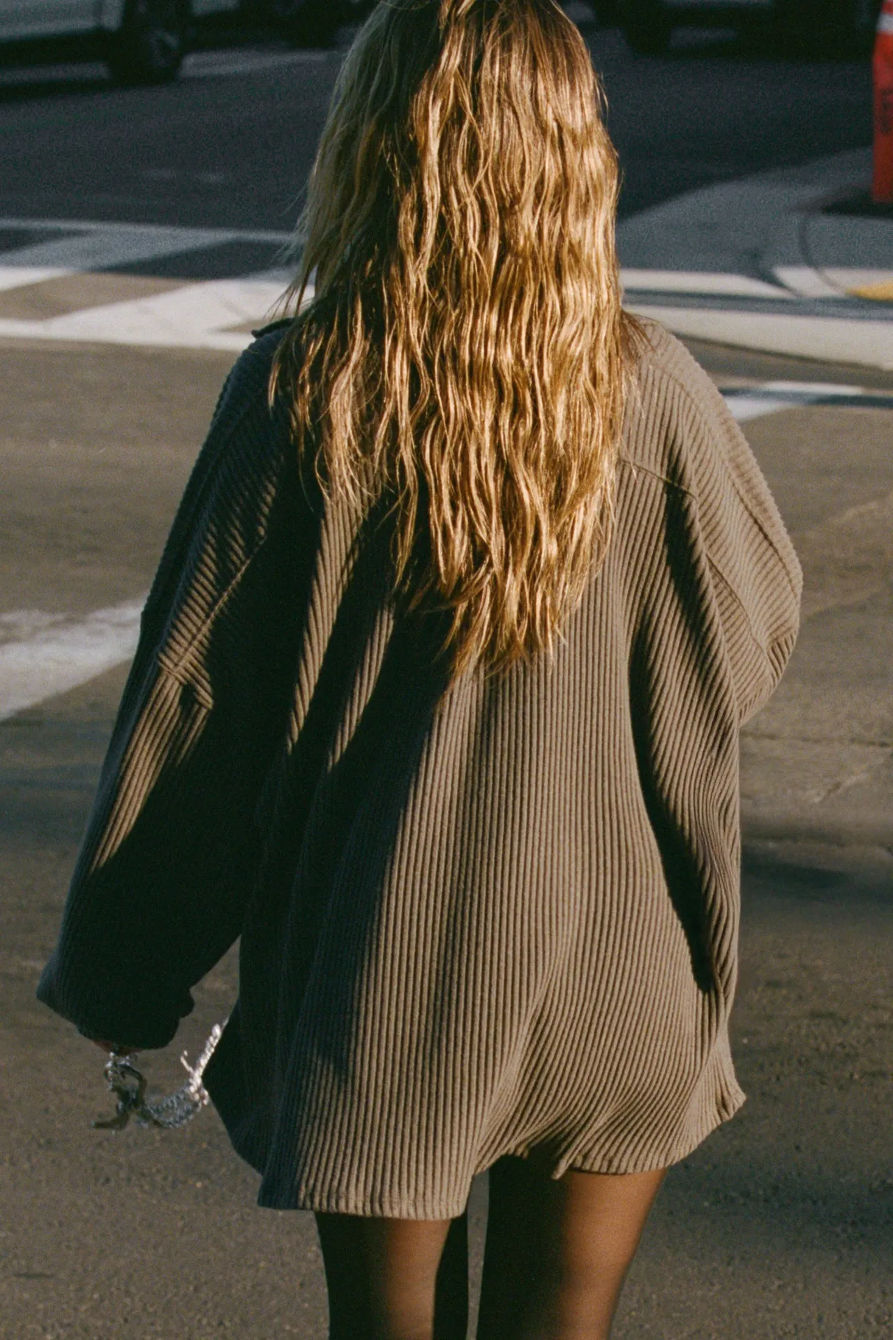 Deep V Pullover