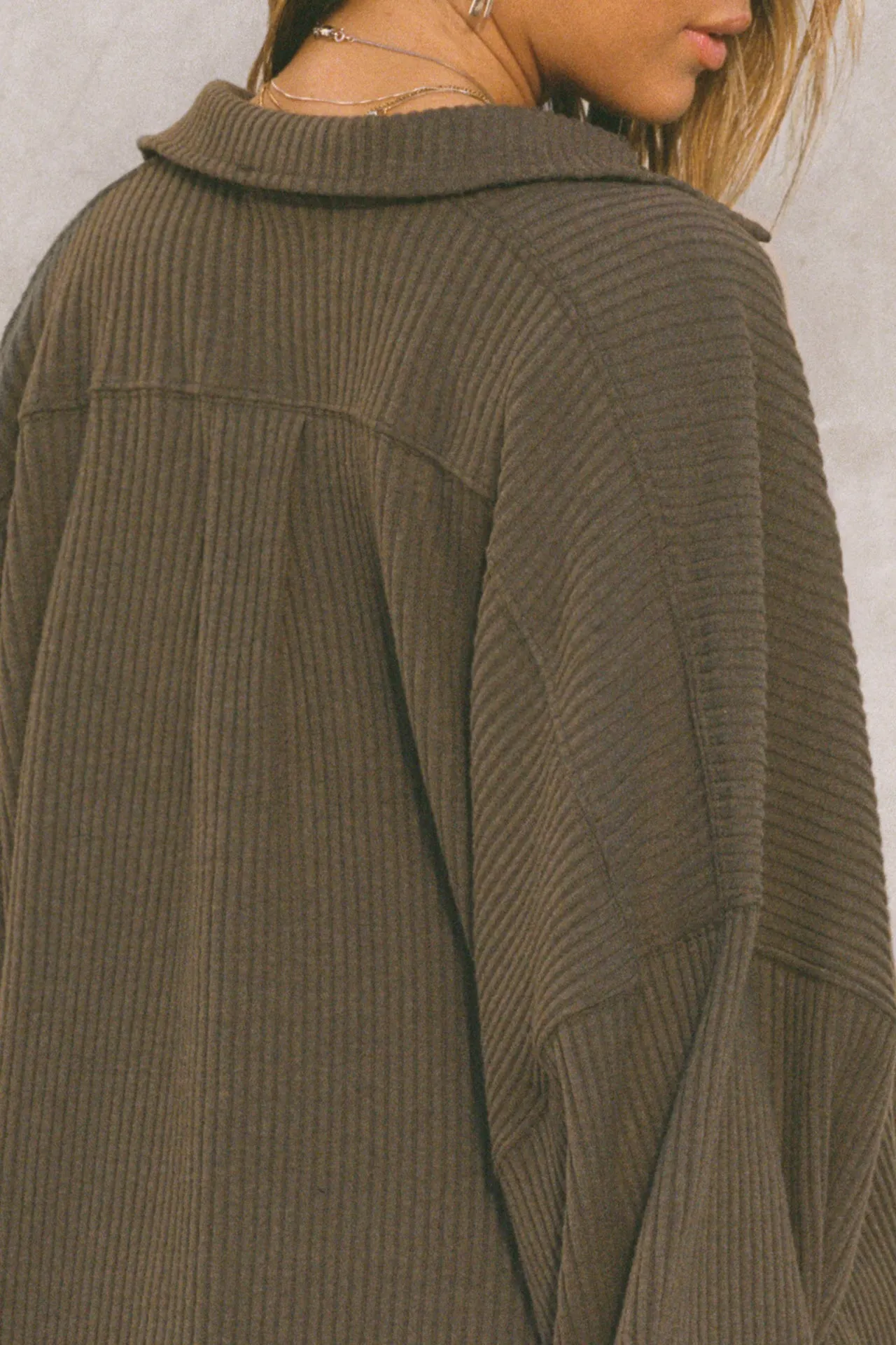 Deep V Pullover