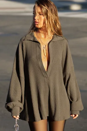 Deep V Pullover