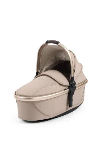Egg 3 Carrycot - Feather