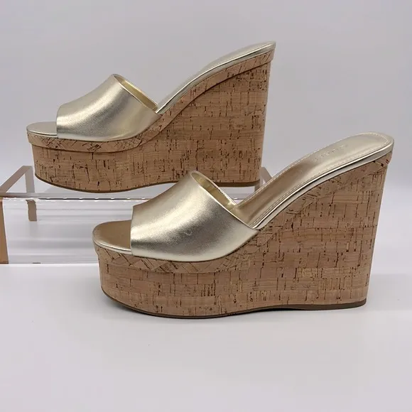 Guess NWB Catia Cork Wedge Sandals Gold