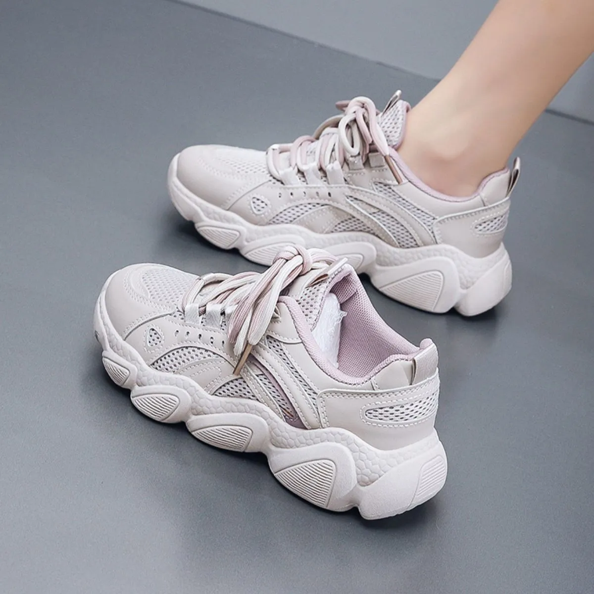 Lace Up Mesh Breathable Athletic