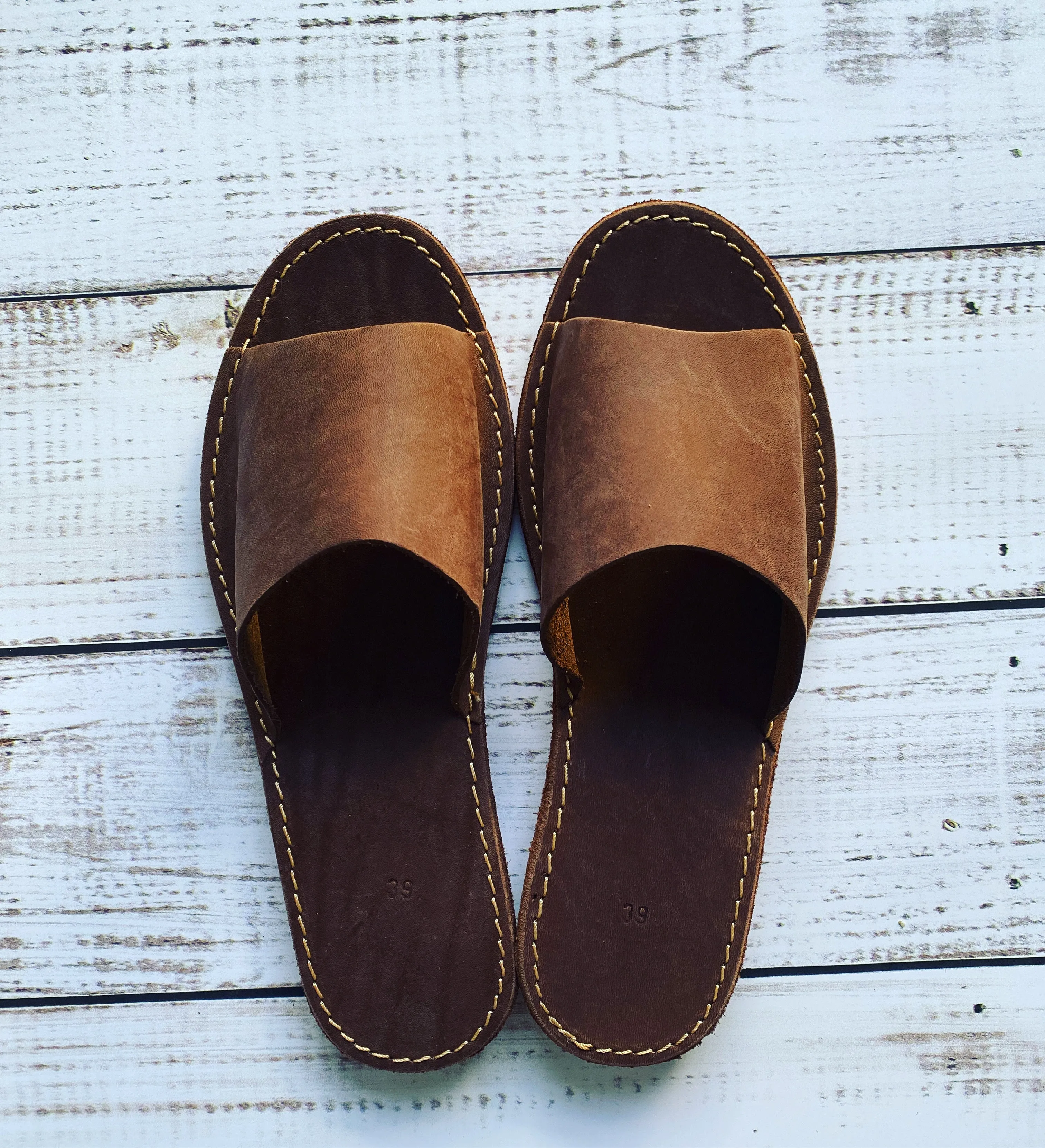 Leather Open Toe Slippers in Chocolate