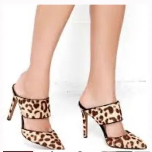 LNIB JESSICA SIMPSON  MULES