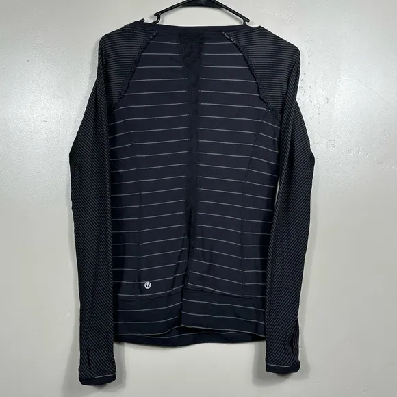Lululemon Full Tilt Long Sleeve Slalom Black Hyper Stripe  Size 6