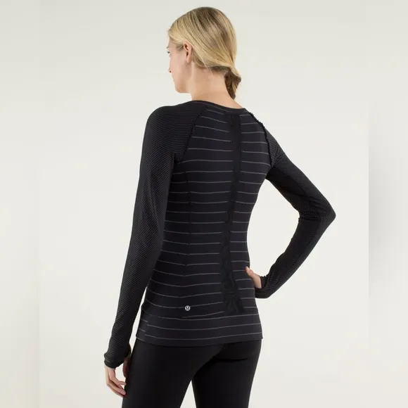 Lululemon Full Tilt Long Sleeve Slalom Black Hyper Stripe  Size 6