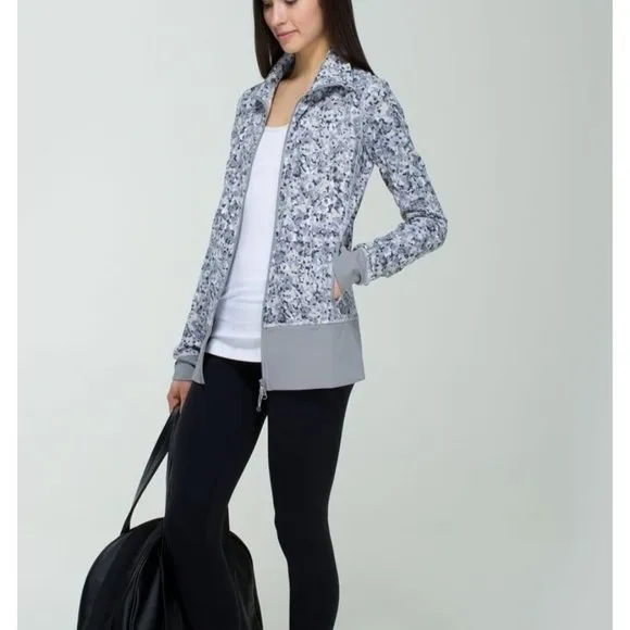 Lululemon Nice Asana Jacket Not So Petite Fleur Silver Spoon