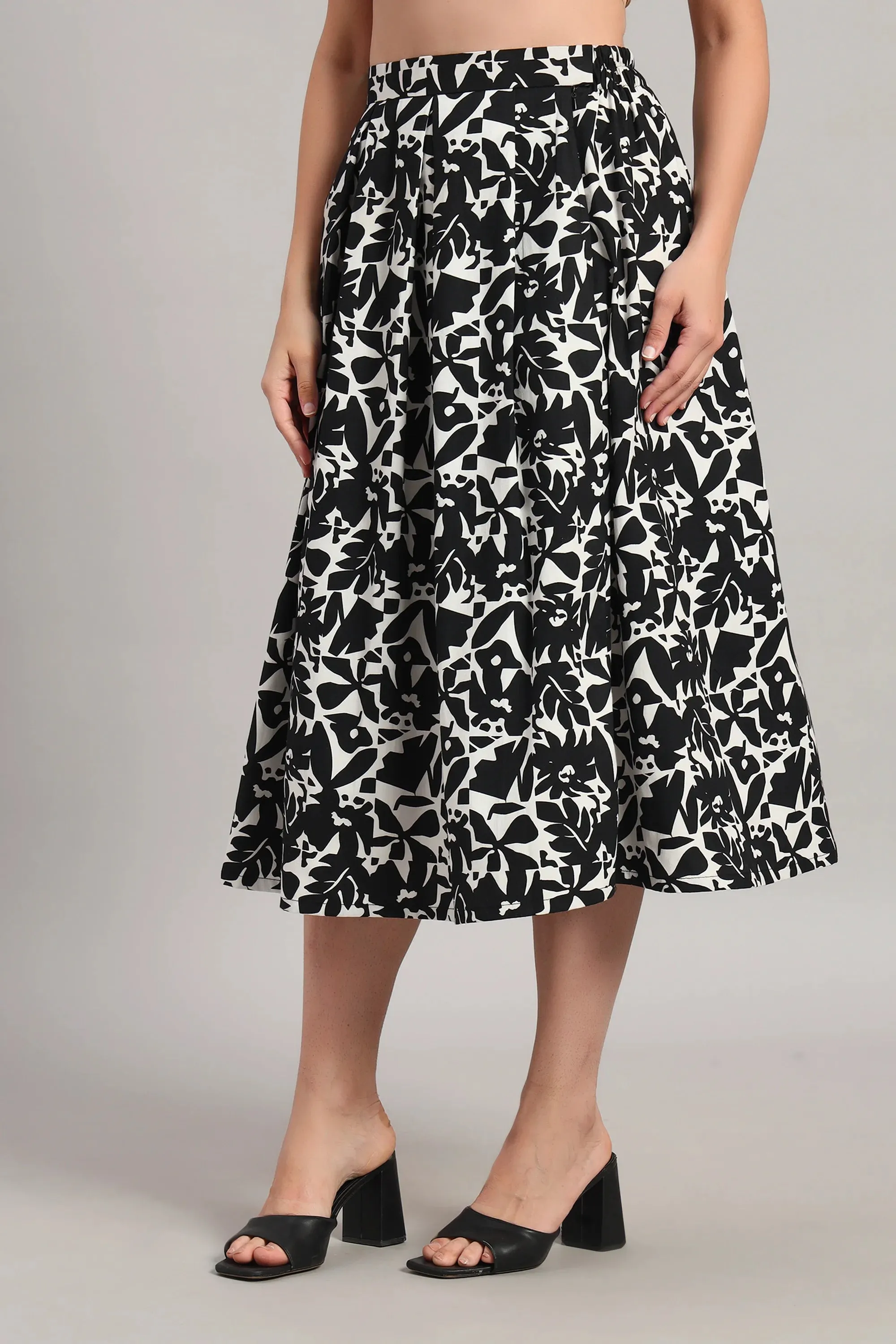Monochrome Bloom Skirt Set