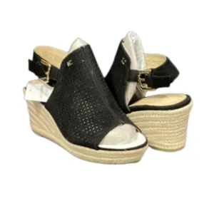 MSRP $70 NEW/IOB Liz Claiborne Hadley Black Open Toe Buckle Sandals 6.5M