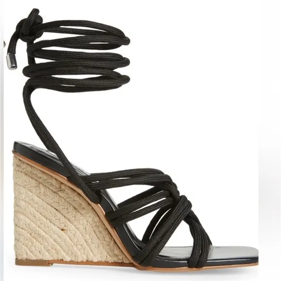 New Steve Madden Idolized wedge Sandal in black size 8