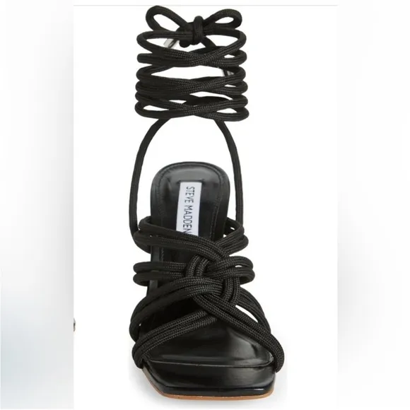 New Steve Madden Idolized wedge Sandal in black size 8