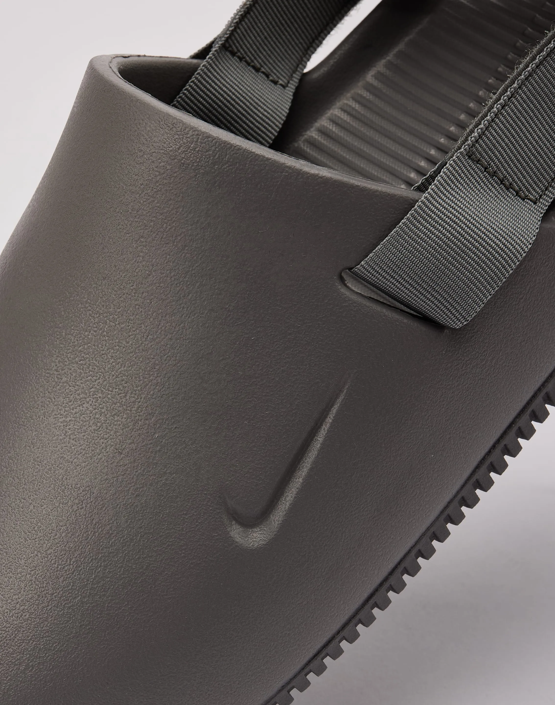 Nike Calm Mules