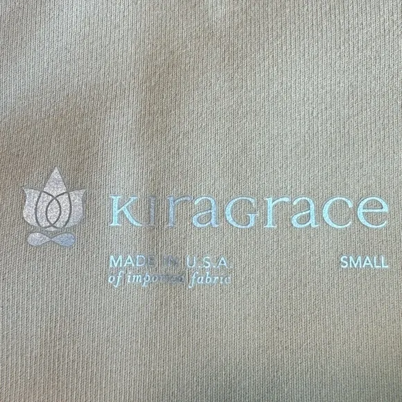 NWT KiraGrace High-Waist Short Cream Size Small