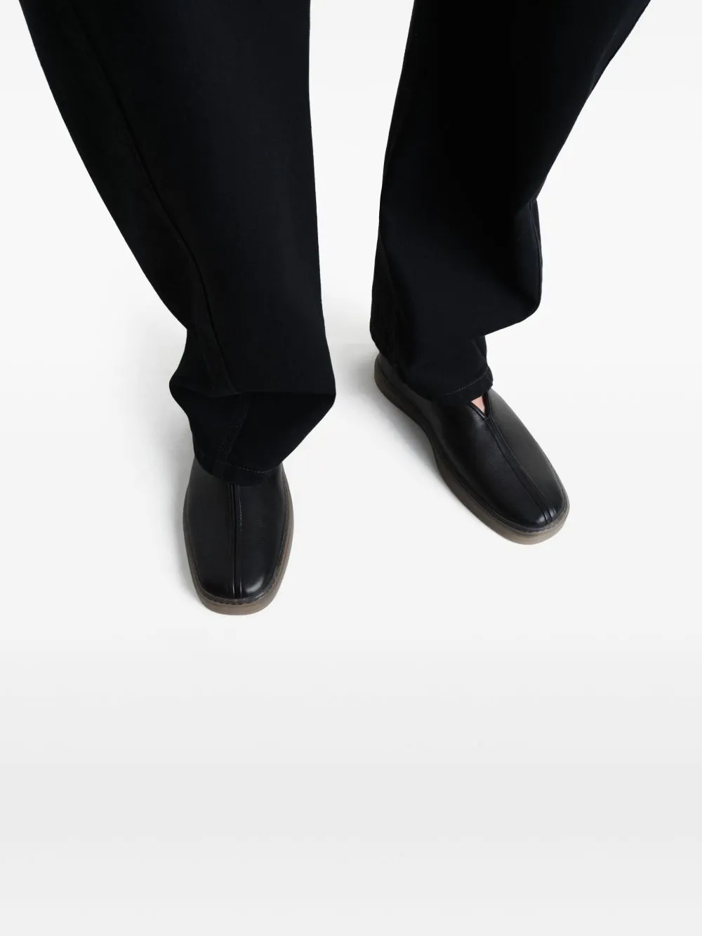 Piped leather sneakers
