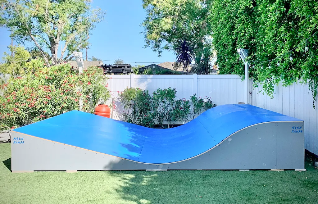 "Surf-Skate" Mini Half Pipe