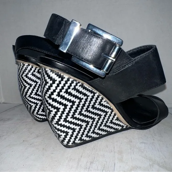 Rebecca Minkoff Women's Emilia Leather Wedge Sandals US 8.5 Black White