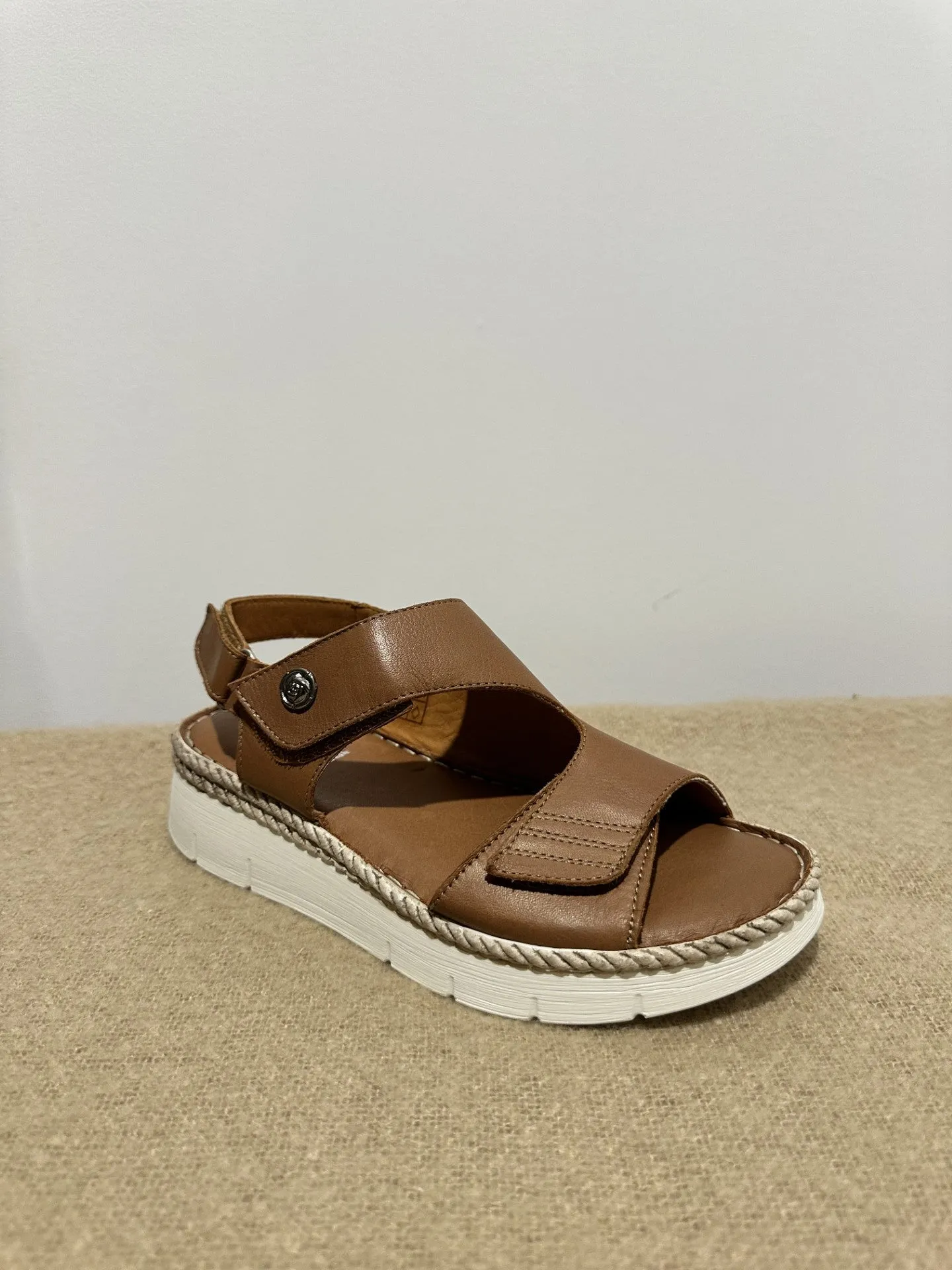 Reva Lydia Sandal