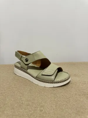 Reva Lydia Sandal