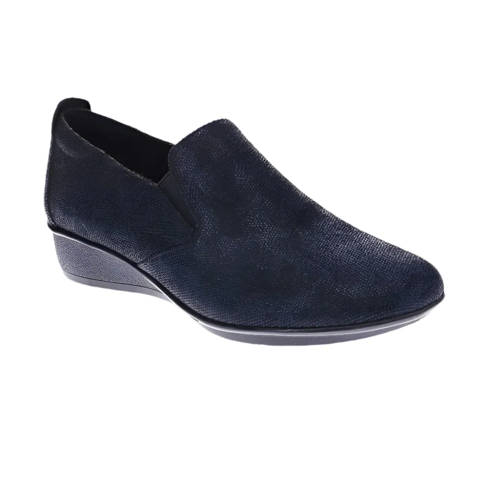 Revere Women's Jamaica Slip On Loafer Black Angle