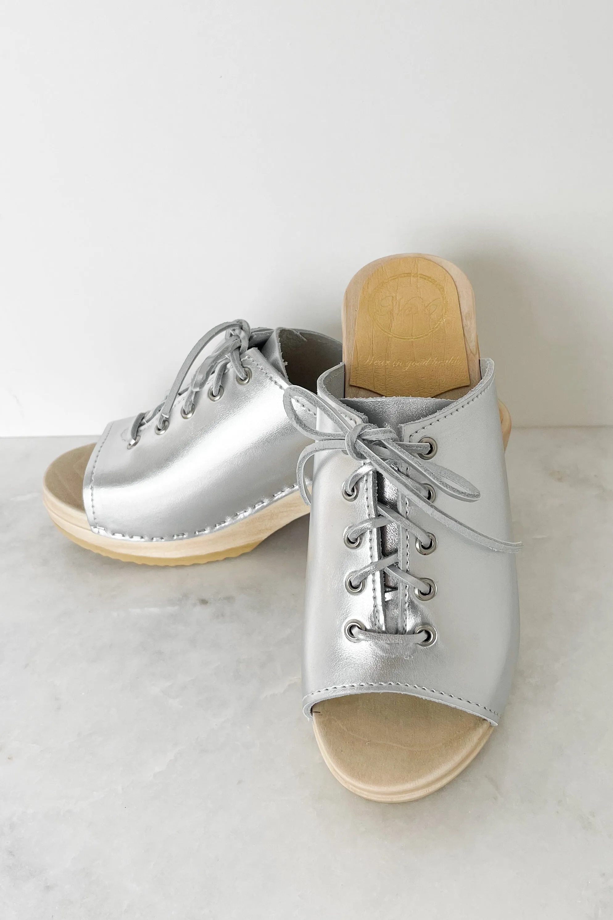Simone Mid Heel Clog