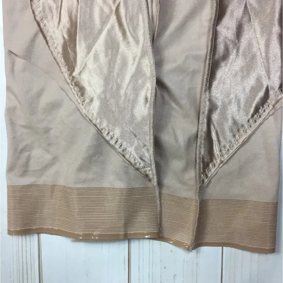 TC FINE INTIMATES Triple Midriff Extra Firm Hi Waist Thigh Slimmer