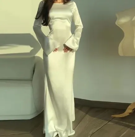 Tilda I Elegant Long-Sleeved Dress