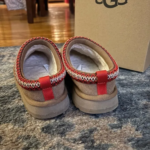 UGG Tasman II Slipper