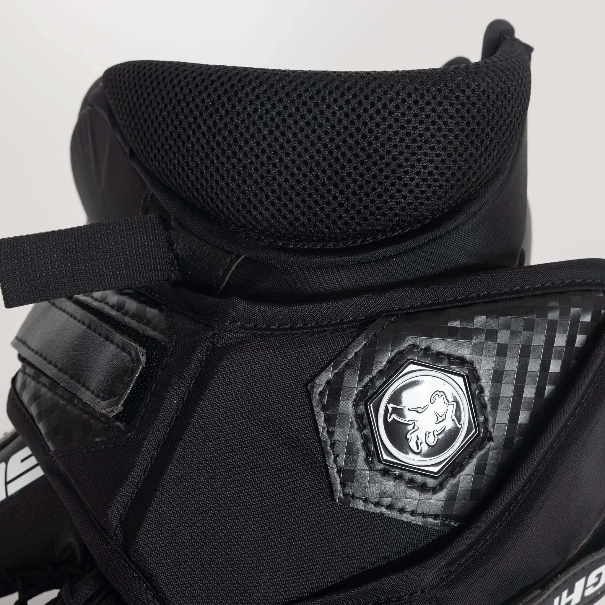 Vaughn Ventus SLR4 Intermediate Goalie Catcher