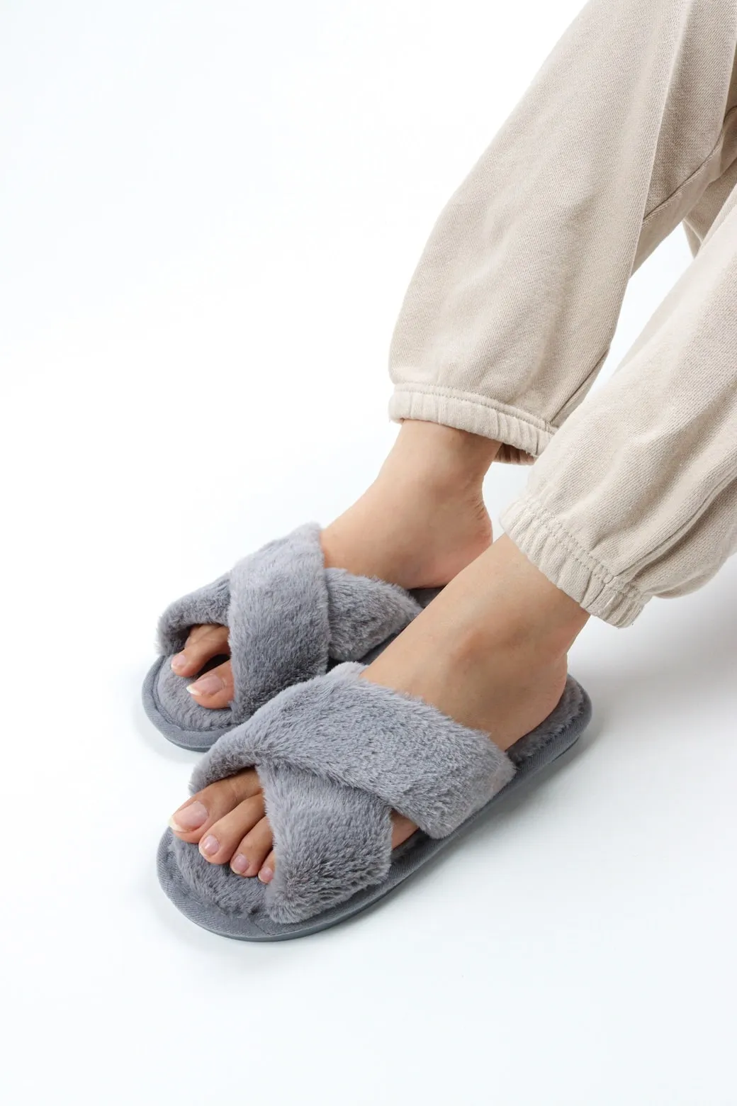 Viny - Cross Faux Fur Slipper
