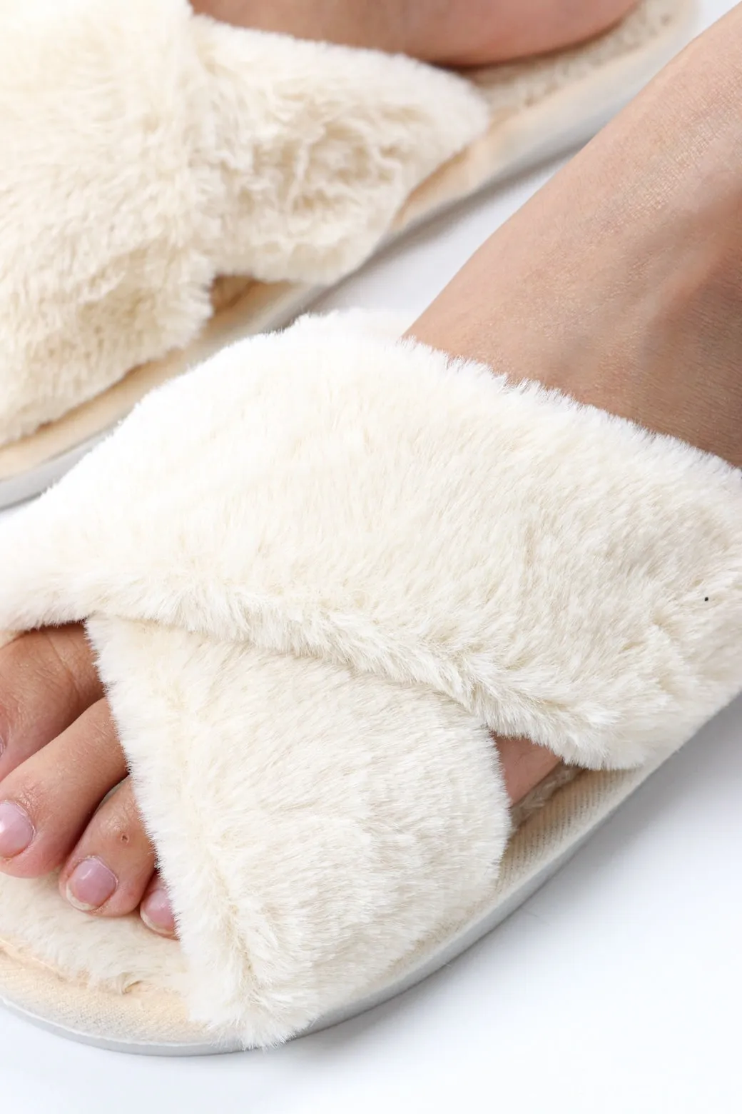 Viny - Cross Faux Fur Slipper
