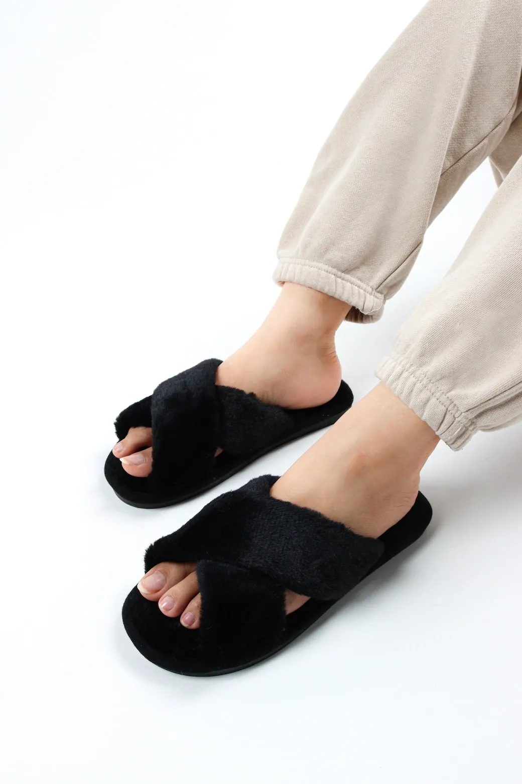 Viny - Cross Faux Fur Slipper