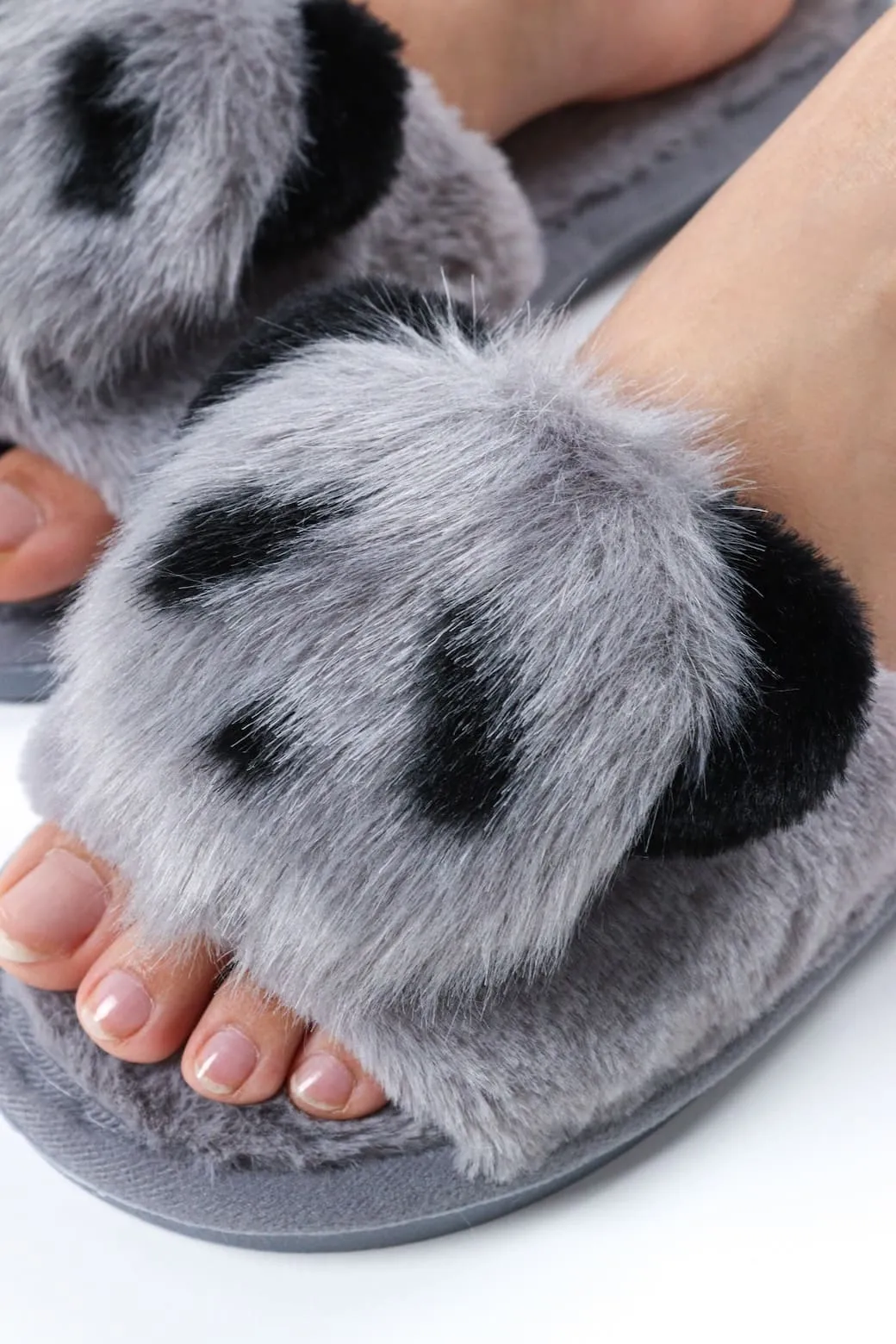 Viny - Faux Fur Panda Slipper For Women
