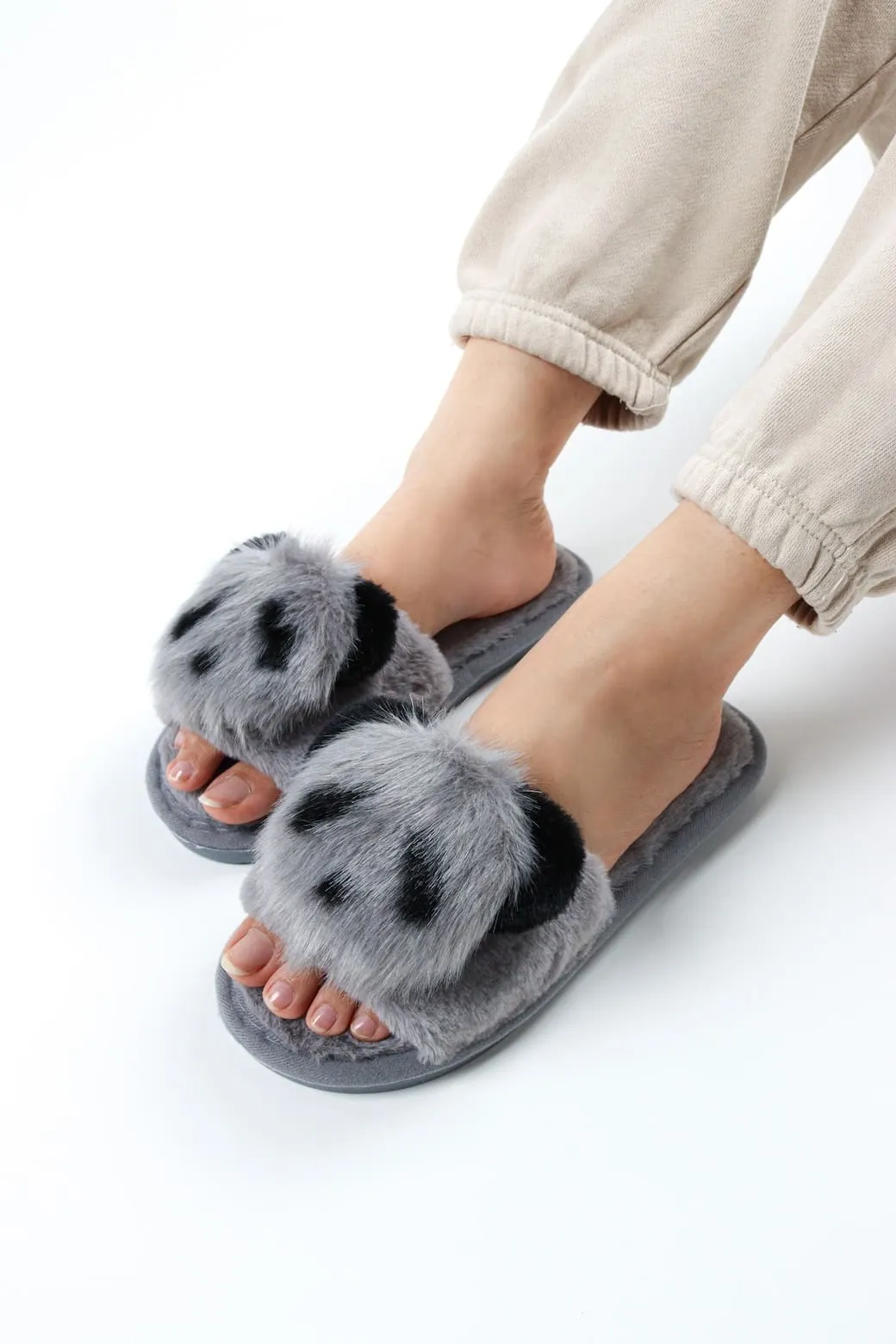 Viny - Faux Fur Panda Slipper For Women