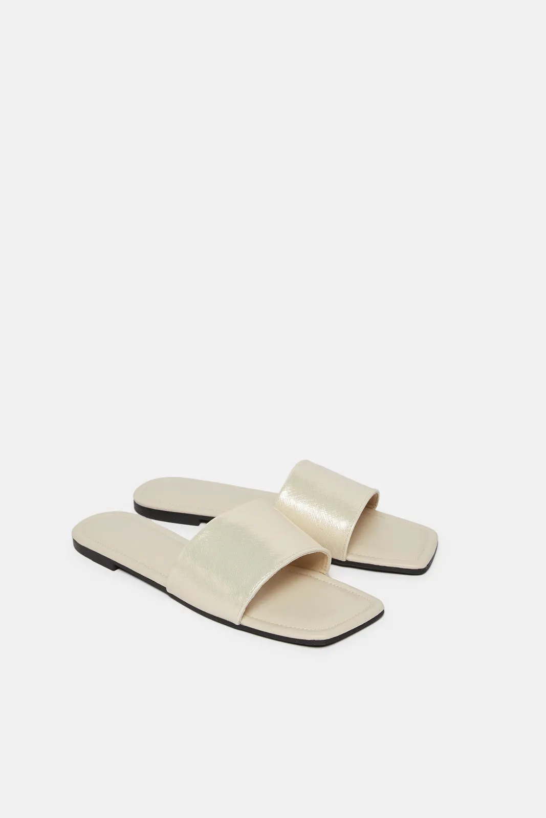 Women Silver Textured Mule