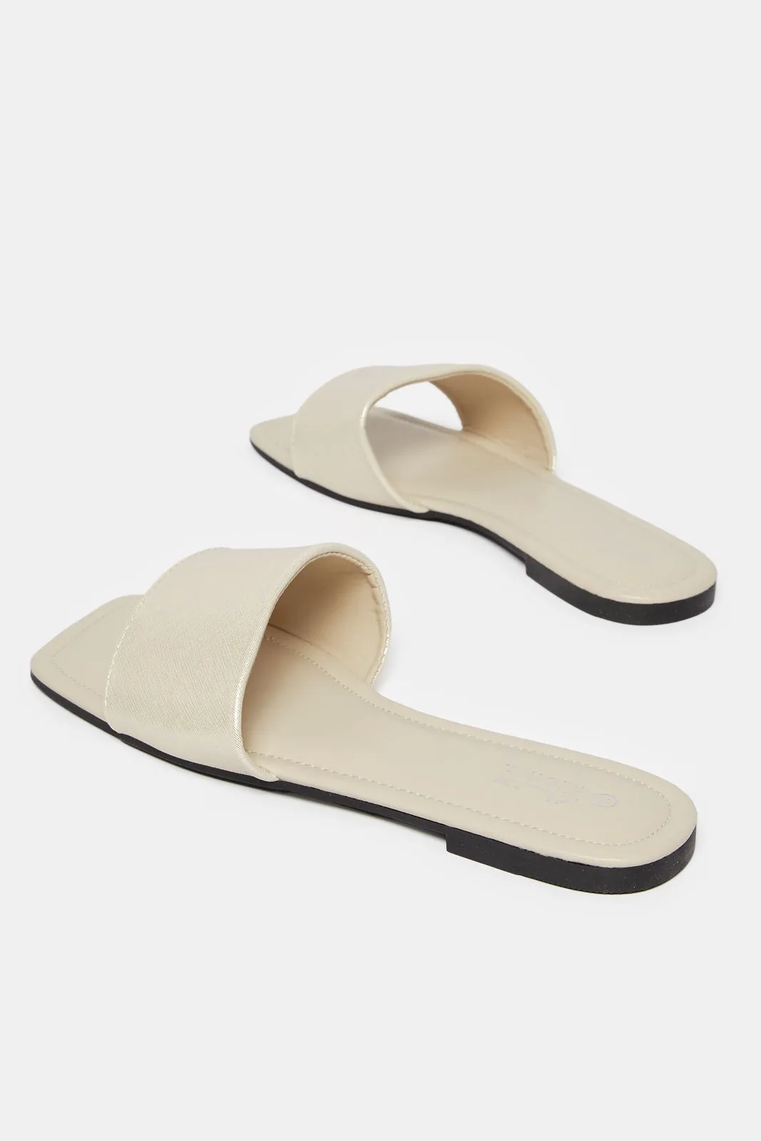 Women Silver Textured Mule